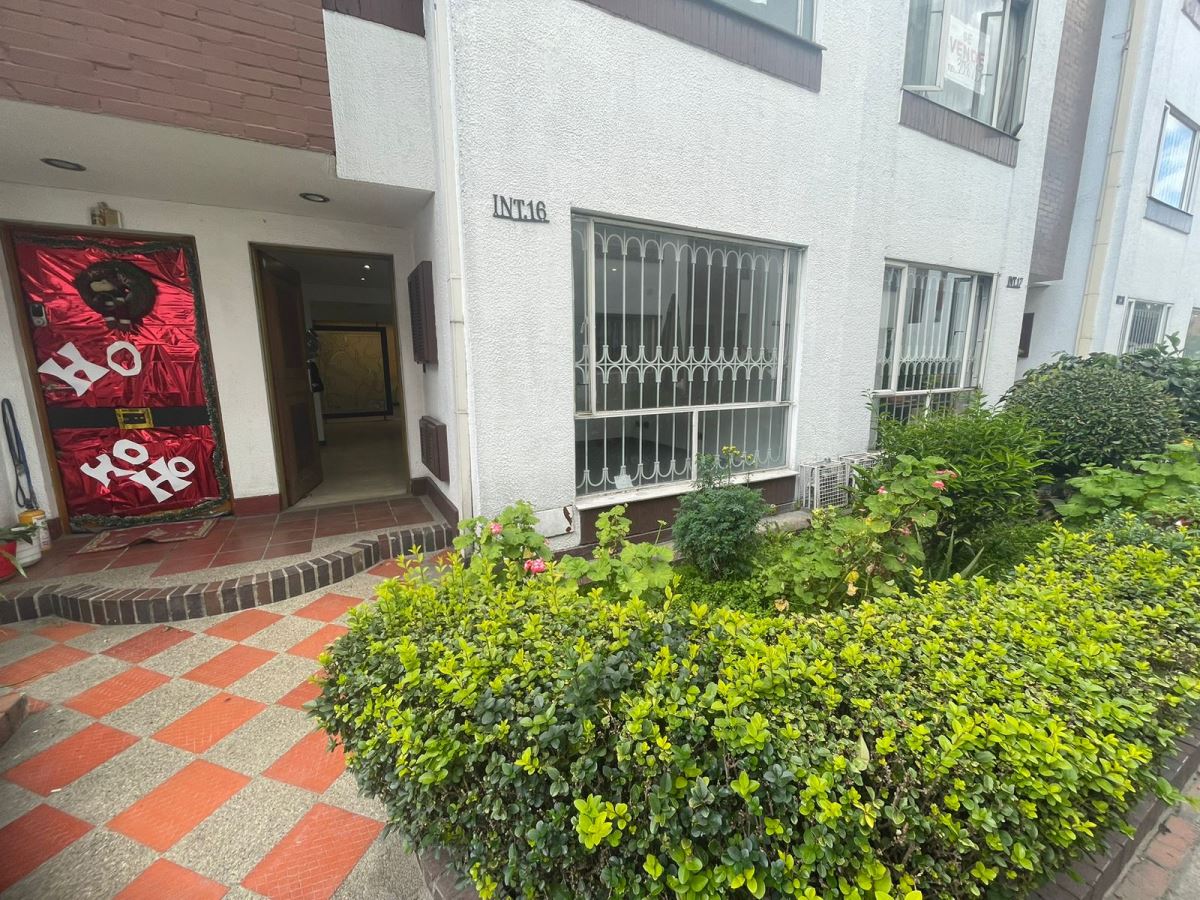 Casa en Venta - Bogota, HAYUELOS 3210