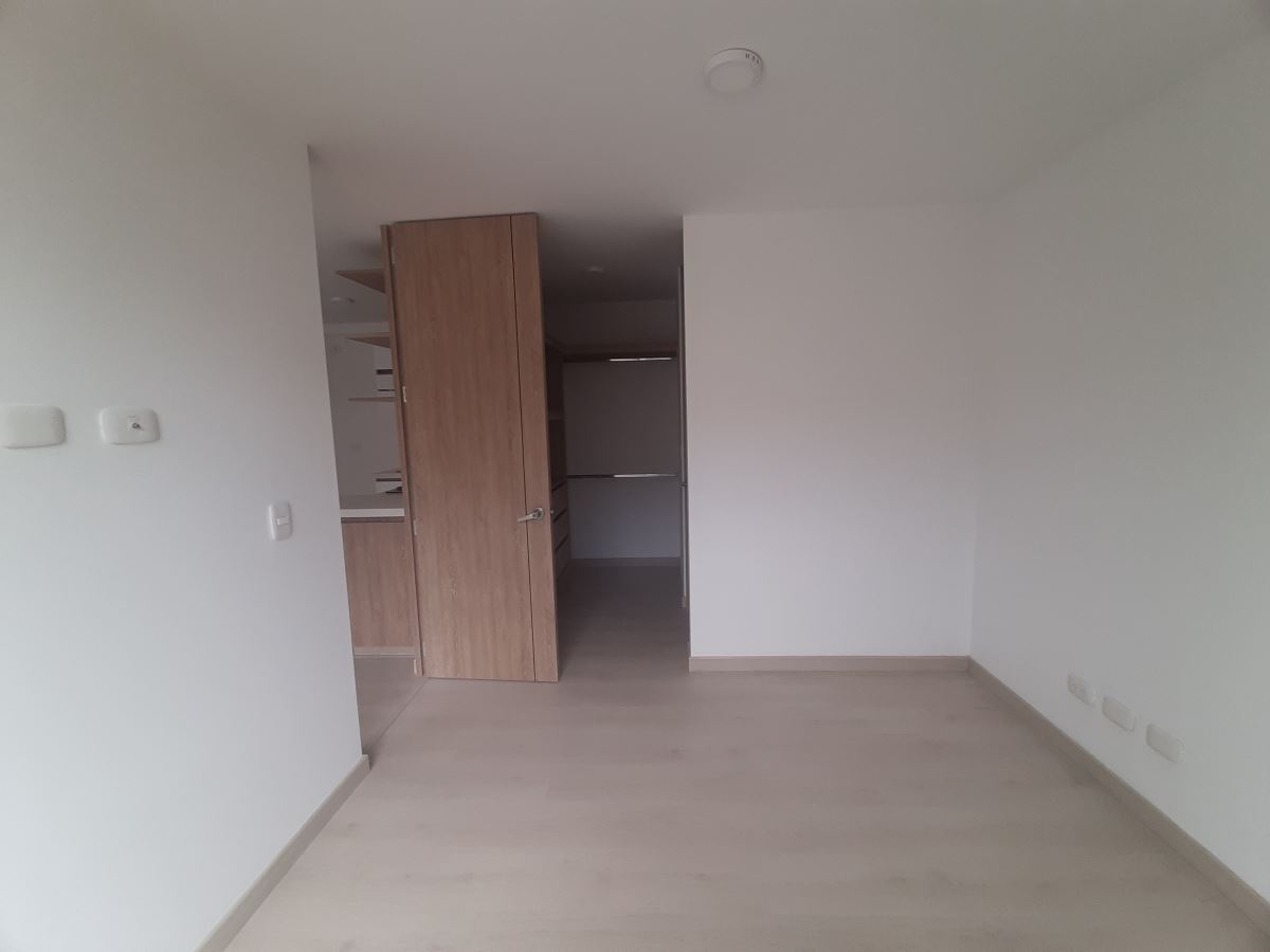 Apartamento en Arriendo - Bogota, MIRANDELA 6120
