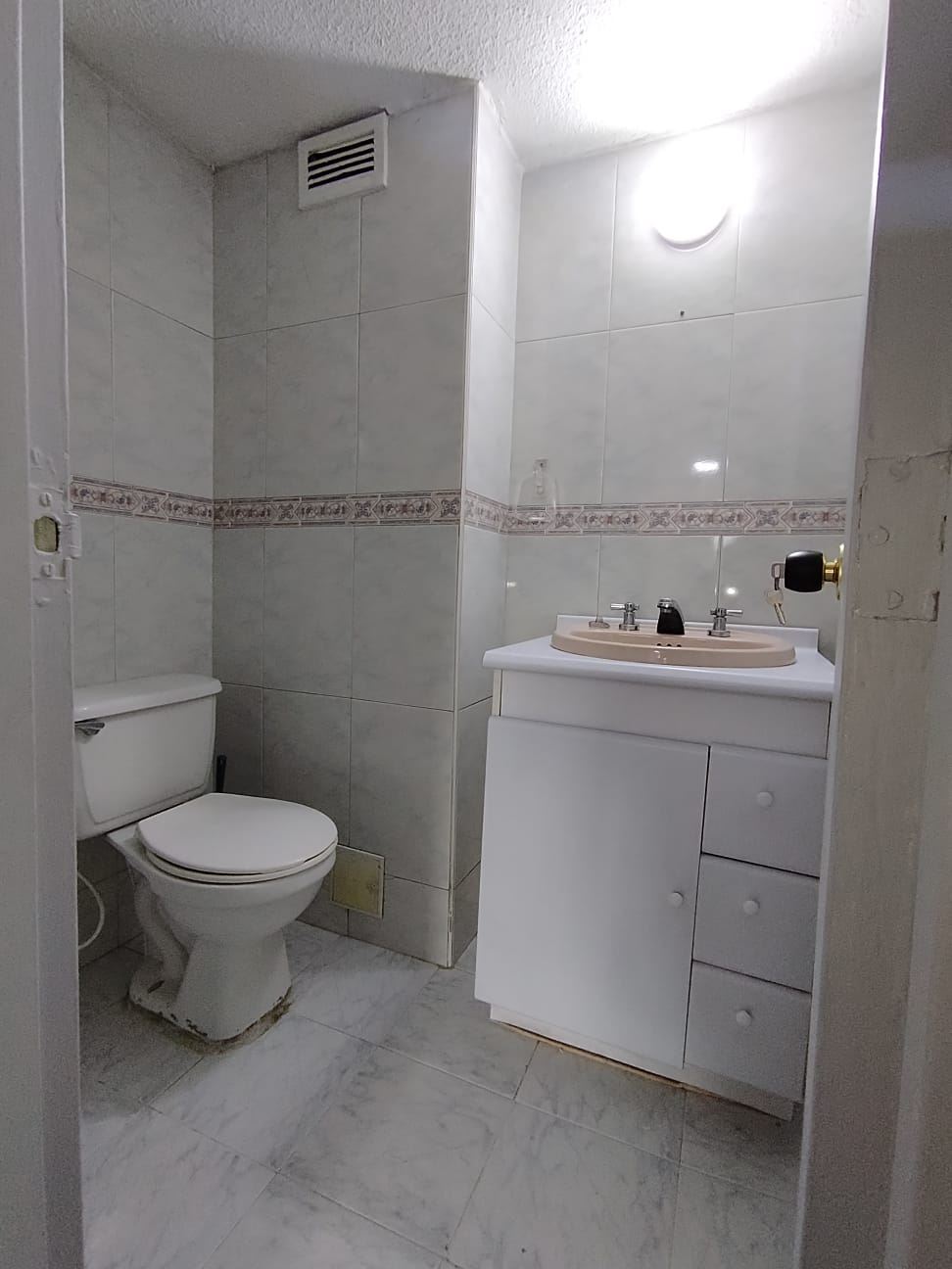 Apartamento en Venta - Bogota, COLSEGUROS 6083