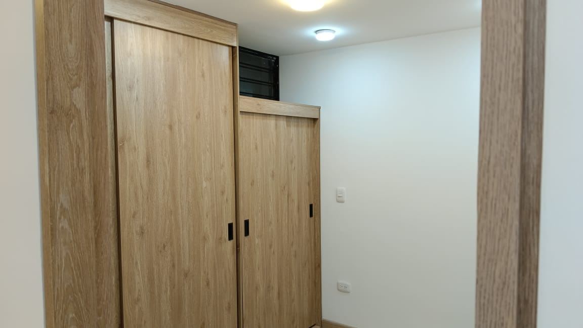 Apartamento en Arriendo - Bogota, EL REDIL 4692