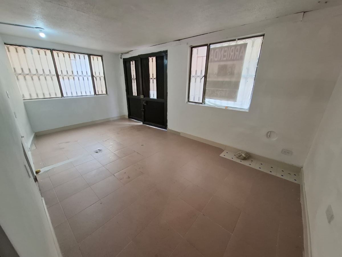 Local en Arriendo - Bogota, EL CHIRCAL SUR 6006