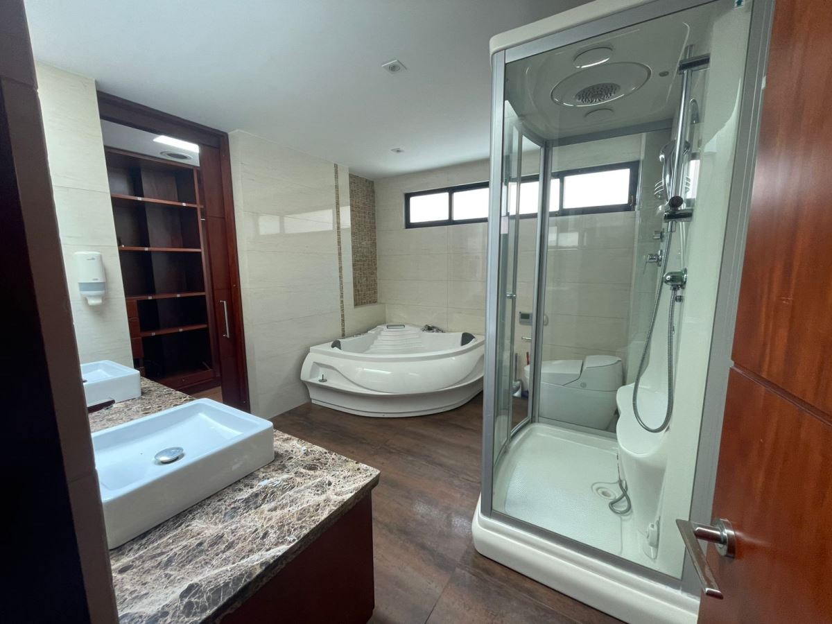 Casa en Arriendo - Bogota, ALHAMBRA 6053