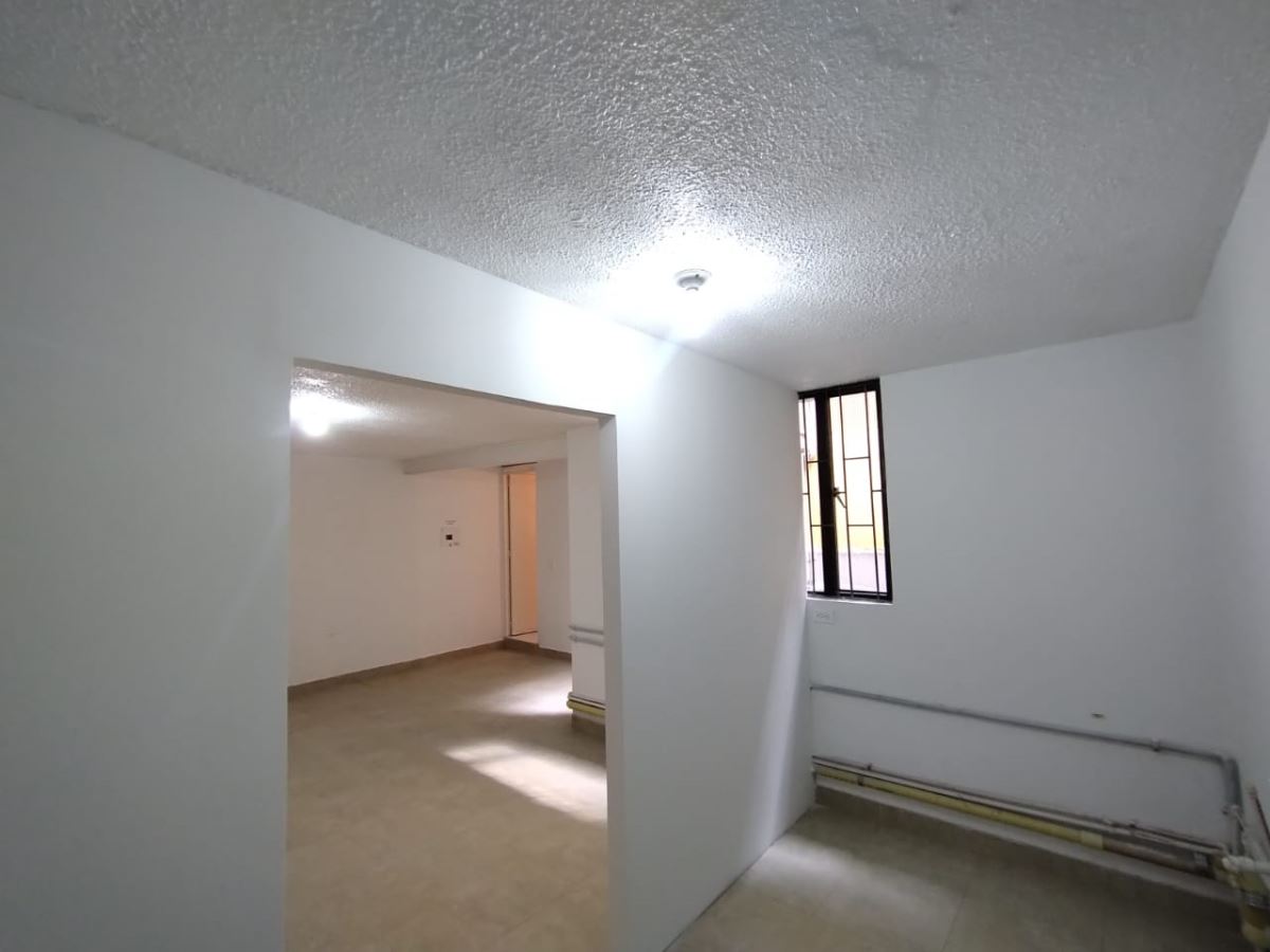 Casa en Arriendo - Bogota, CIUDAD JARDÍN NORTE 3479