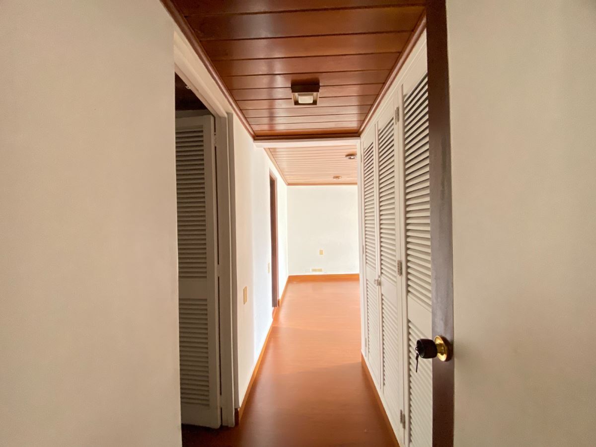 Apartamento en Arriendo - Bogota, LOS ROSALES 5617