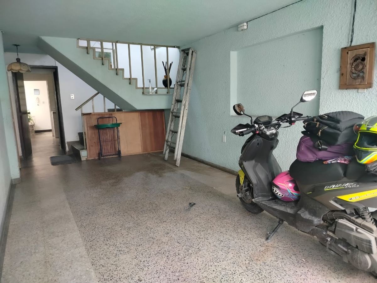 Casa en Venta - Bogota, BOSQUE POPULAR 3104