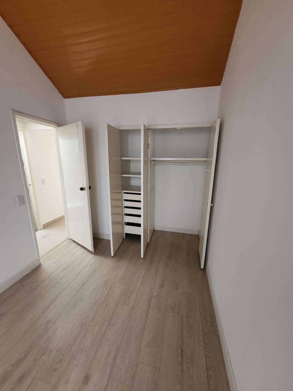 Casa en Venta - Bogota, CEDRITOS 4687