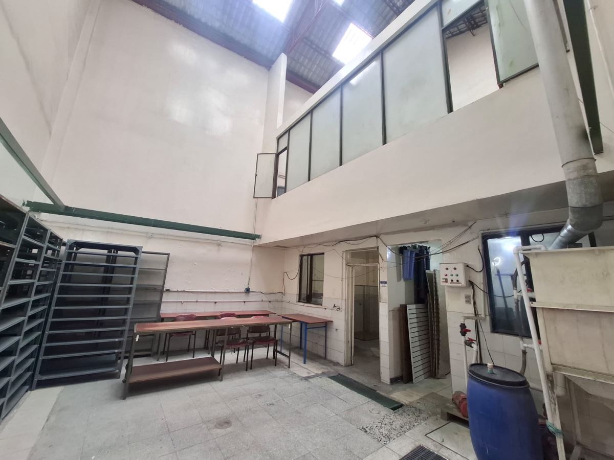 Casa en Arriendo - Bogota, SANTA ISABEL 6310