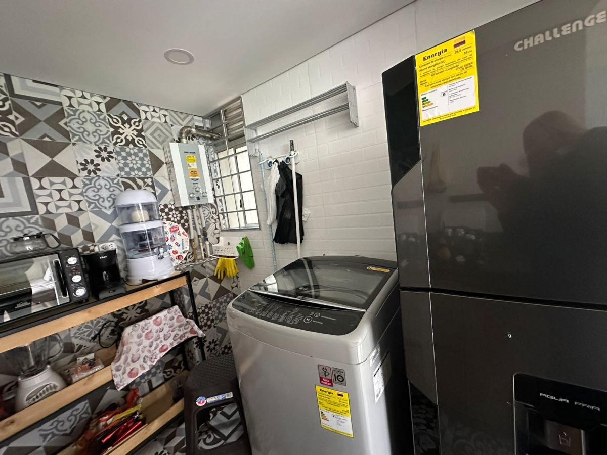 Apartamento en Arriendo - Bogota, CAPELLANÍA 4724