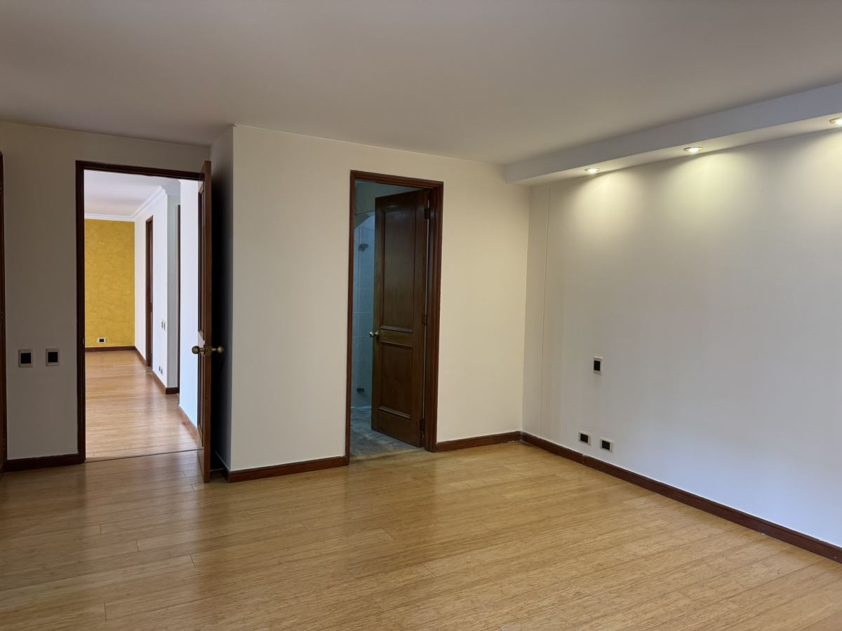 Apartamento en Arriendo - Bogota, SAMPER 4458
