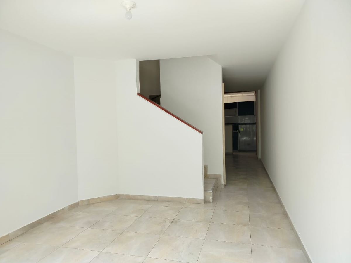 Casa en Venta - Bogota, SAN ANTONIO NORTE 4003