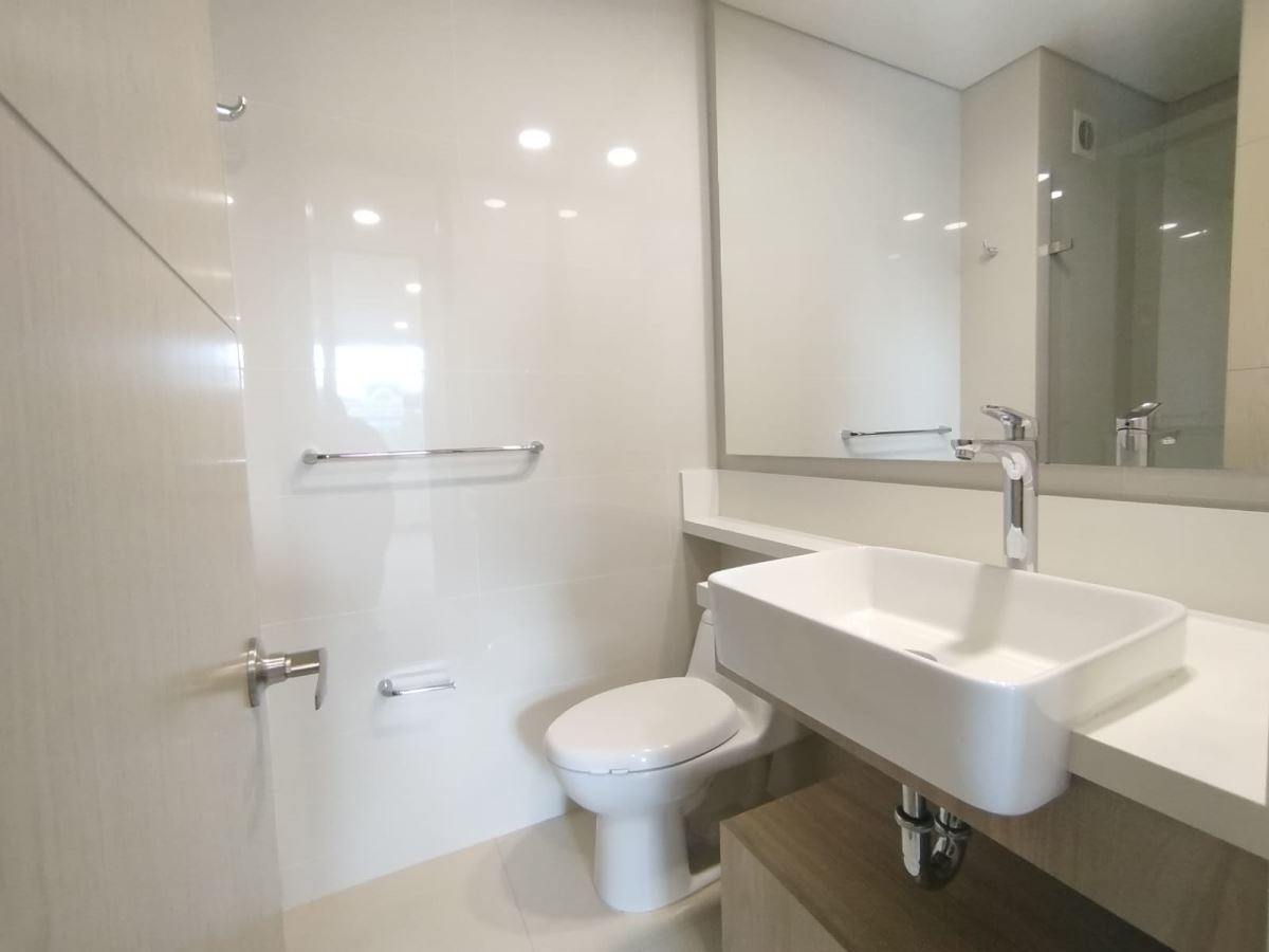 Apartamento en Arriendo - Bogota, SAN JOSÉ DE BAVARIA 4595