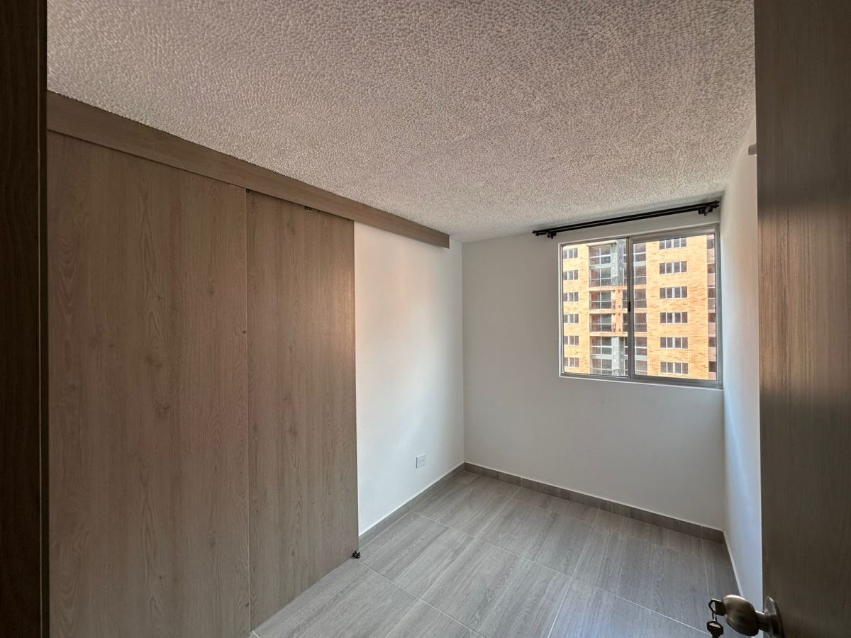 Apartamento en Arriendo - Bogota, LAS BRISAS 4961