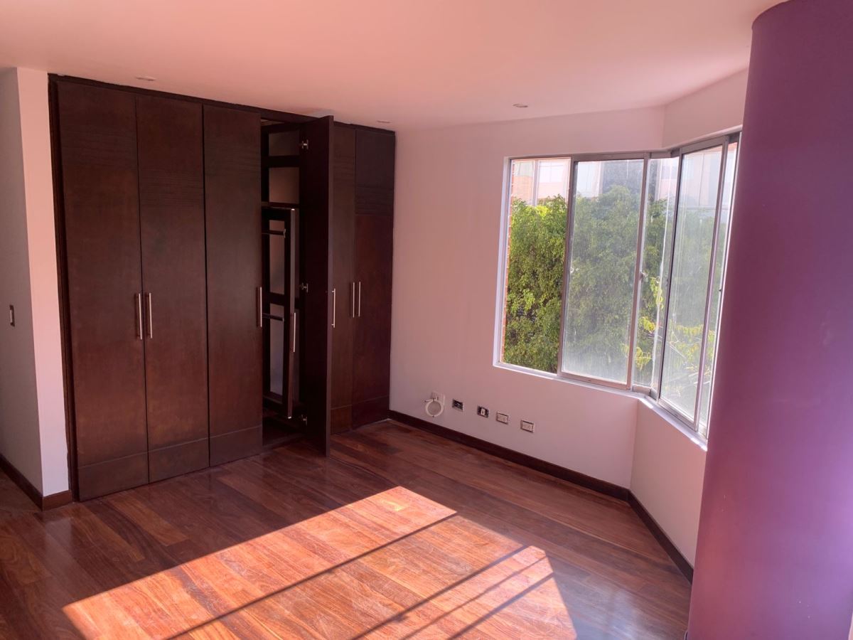 Apartamento en Arriendo - Bogota, LOS CEDROS 4845
