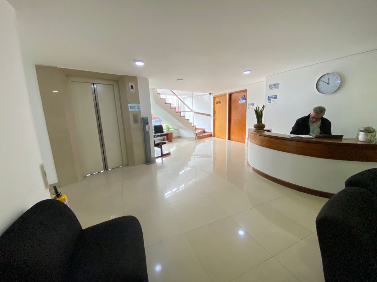 Oficina en Arriendo - Bogota, PUENTE LARGO 3741