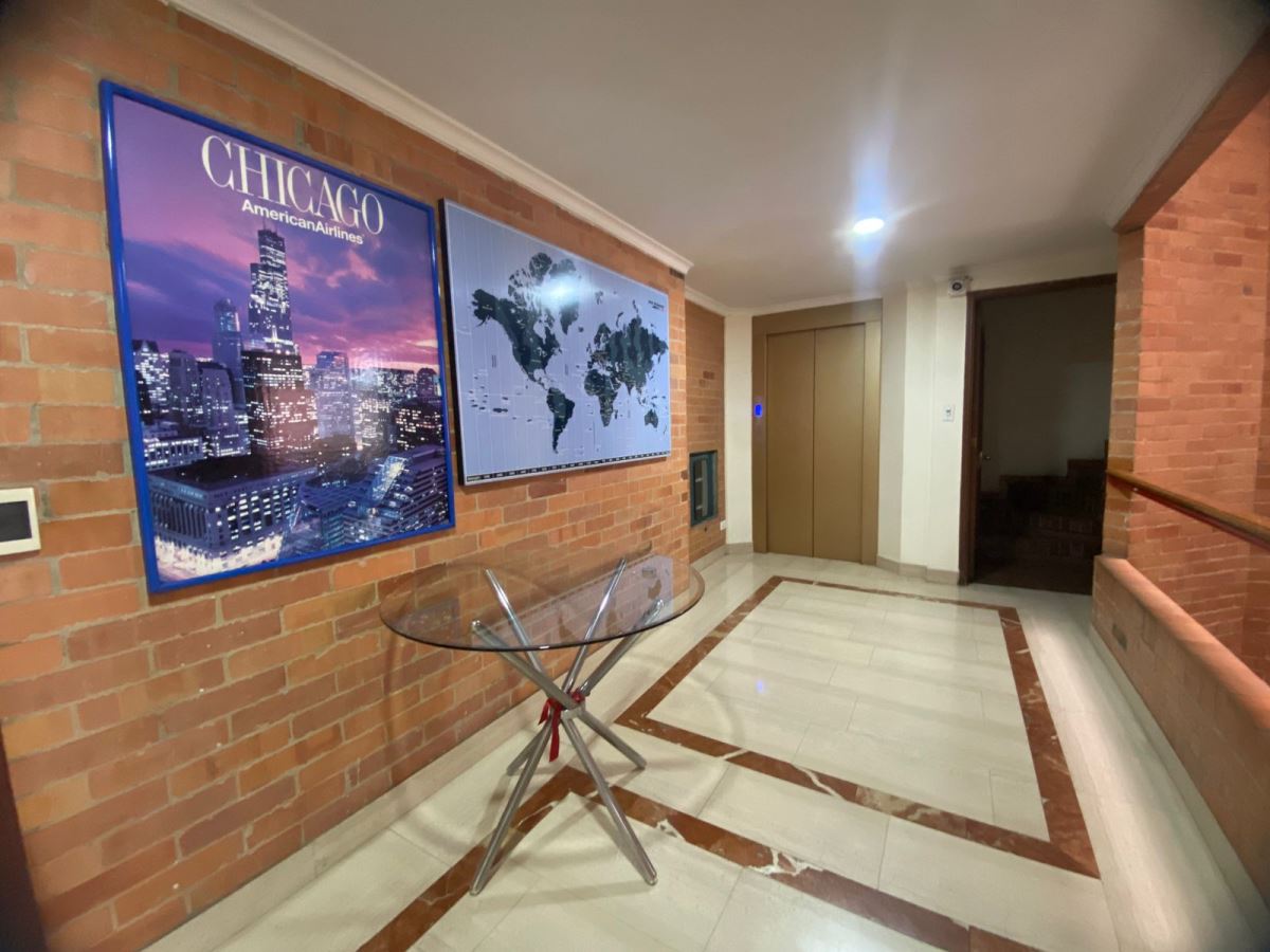 Oficina en Arriendo - Bogota, LAGO GAITÁN 870