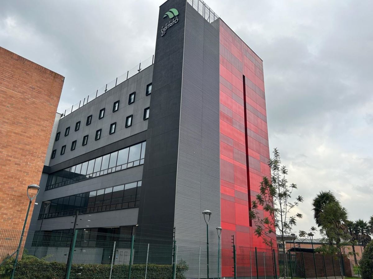 Local en Arriendo - Bogota, ZONA FRANCA 1151