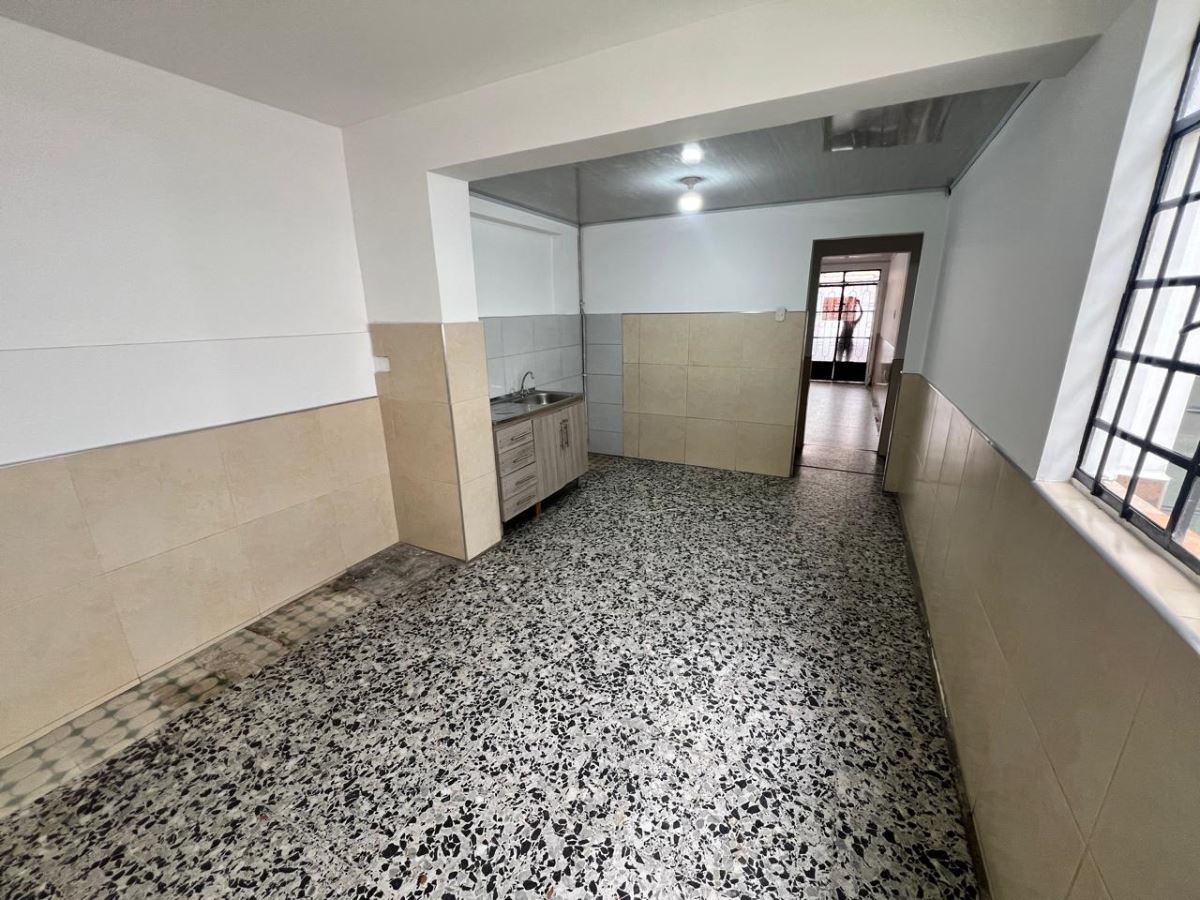 Casa en Arriendo - Bogota, SAN FELIPE 4959