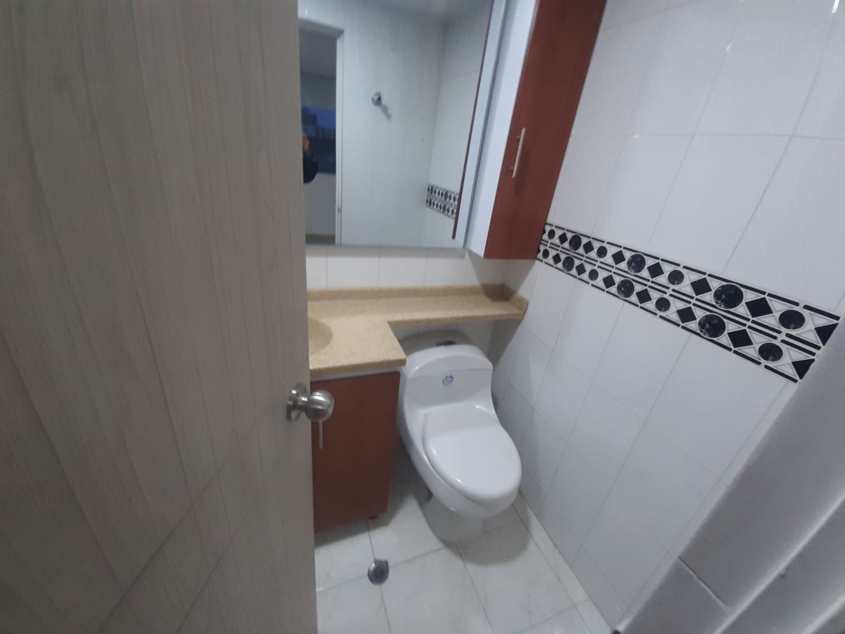 Apartamento en Arriendo - Bogota, SAN ANTONIO NORTE 5382