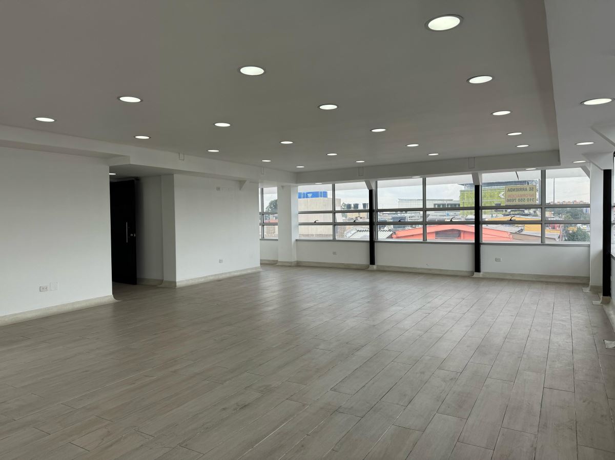 Oficina en Arriendo - Bogota, GALERÍAS 3905