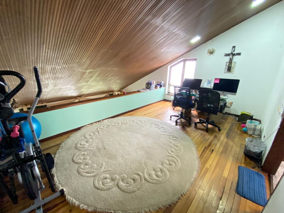 Casa en Arriendo - Bogota, CEDRITOS 3059
