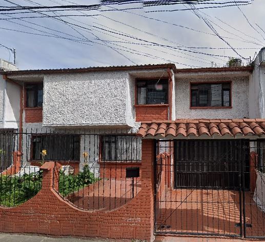 Casa en Venta - Bogota, 12 DE OCTUBRE 1749