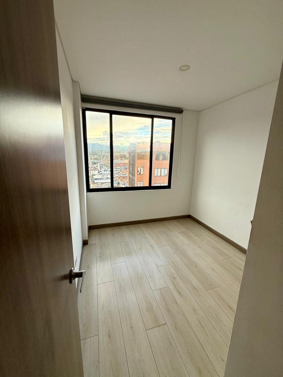 Apartamento en Arriendo - Bogota, BOSQUE DE PINOS 4725