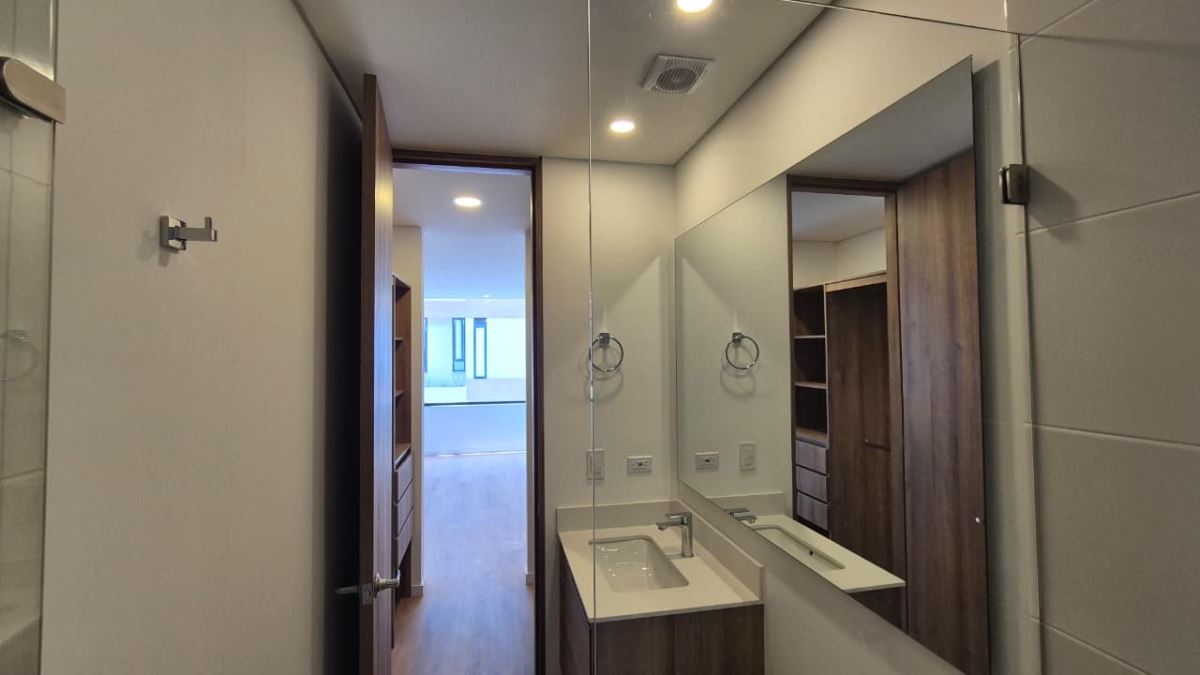 Apartamento en Arriendo - Bogota, CEDRITOS 6271