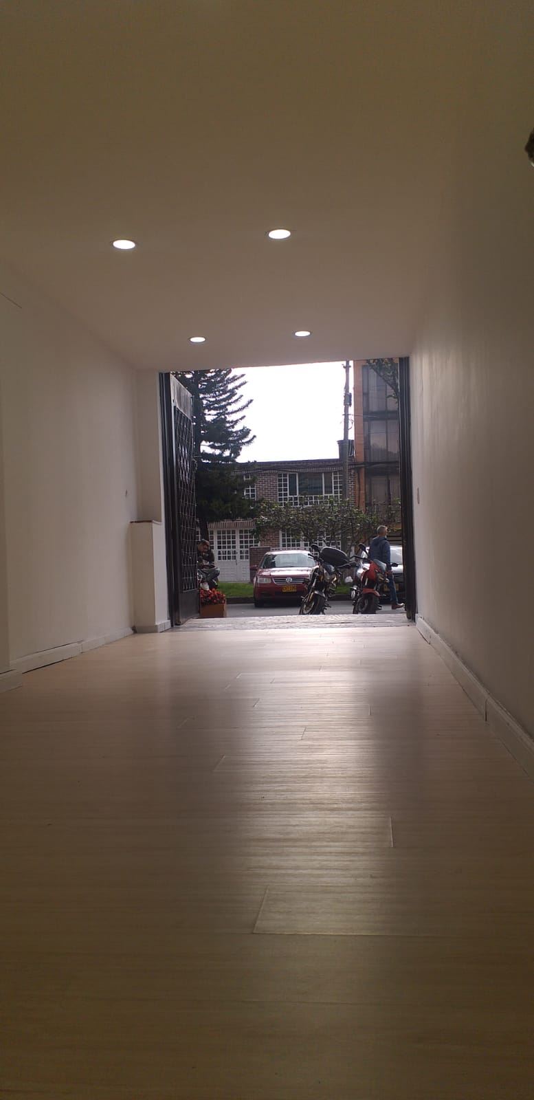 Local en Arriendo - Bogota, LOS ANDES 6370