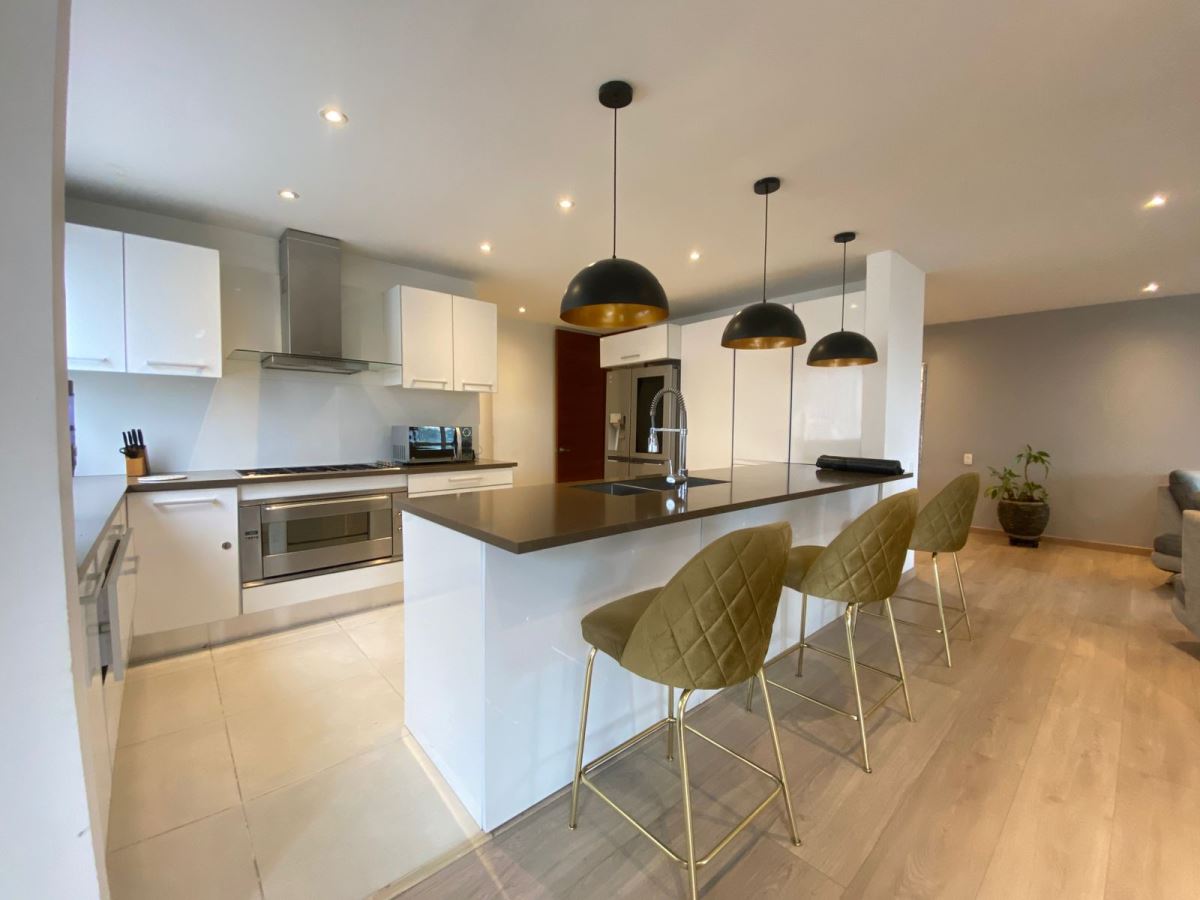 Apartamento en Arriendo - Bogota, LOS ROSALES 4363