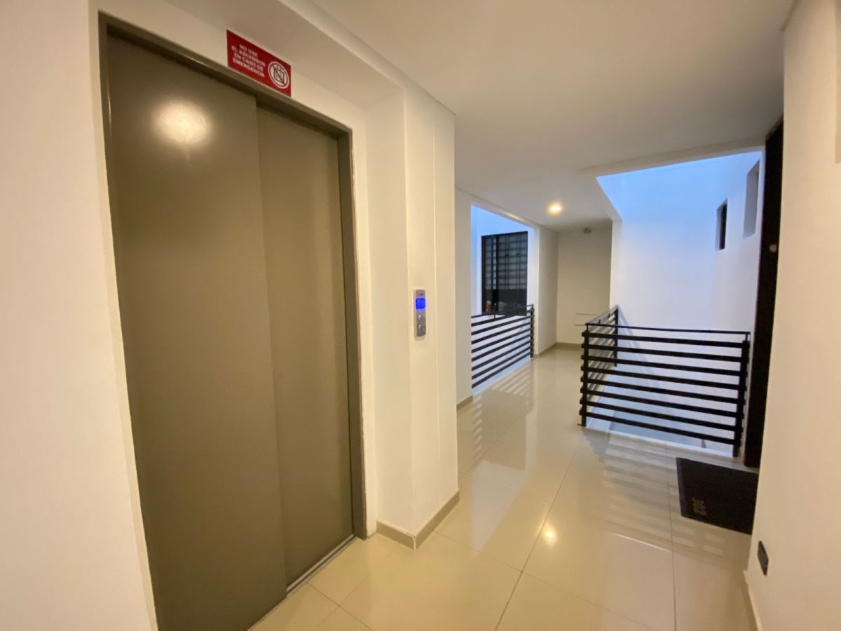 Apartamento en Arriendo - Bogota, SANTA BÁRBARA CENTRAL 5560