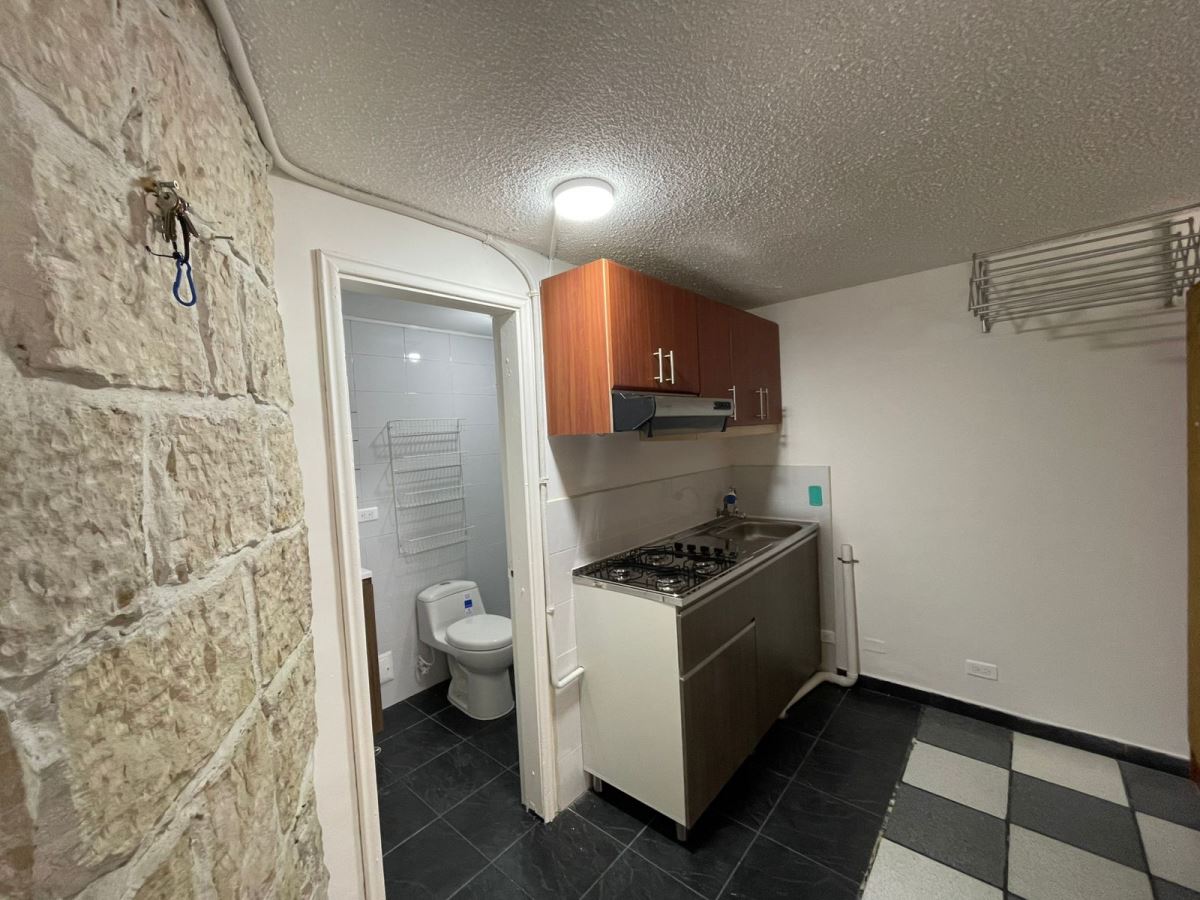 Apartamento en Arriendo - Bogota, LOS ANDES 5878