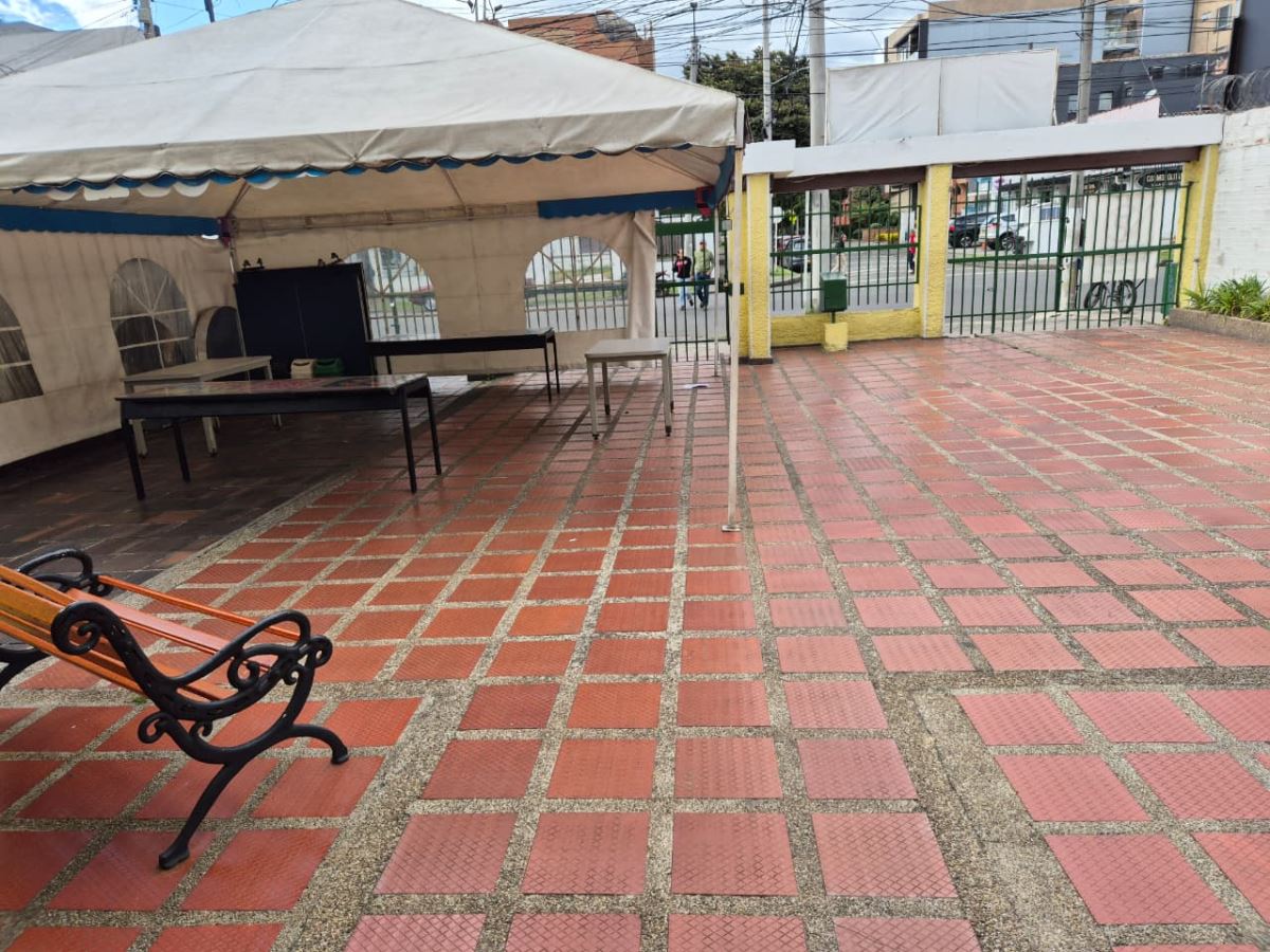 Casa en Arriendo - Bogota, CEDRITOS 4746