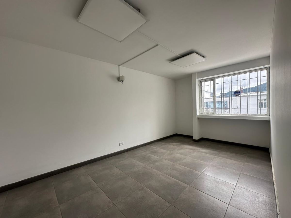 Casa en Venta - Bogota, POLO CLUB 5350