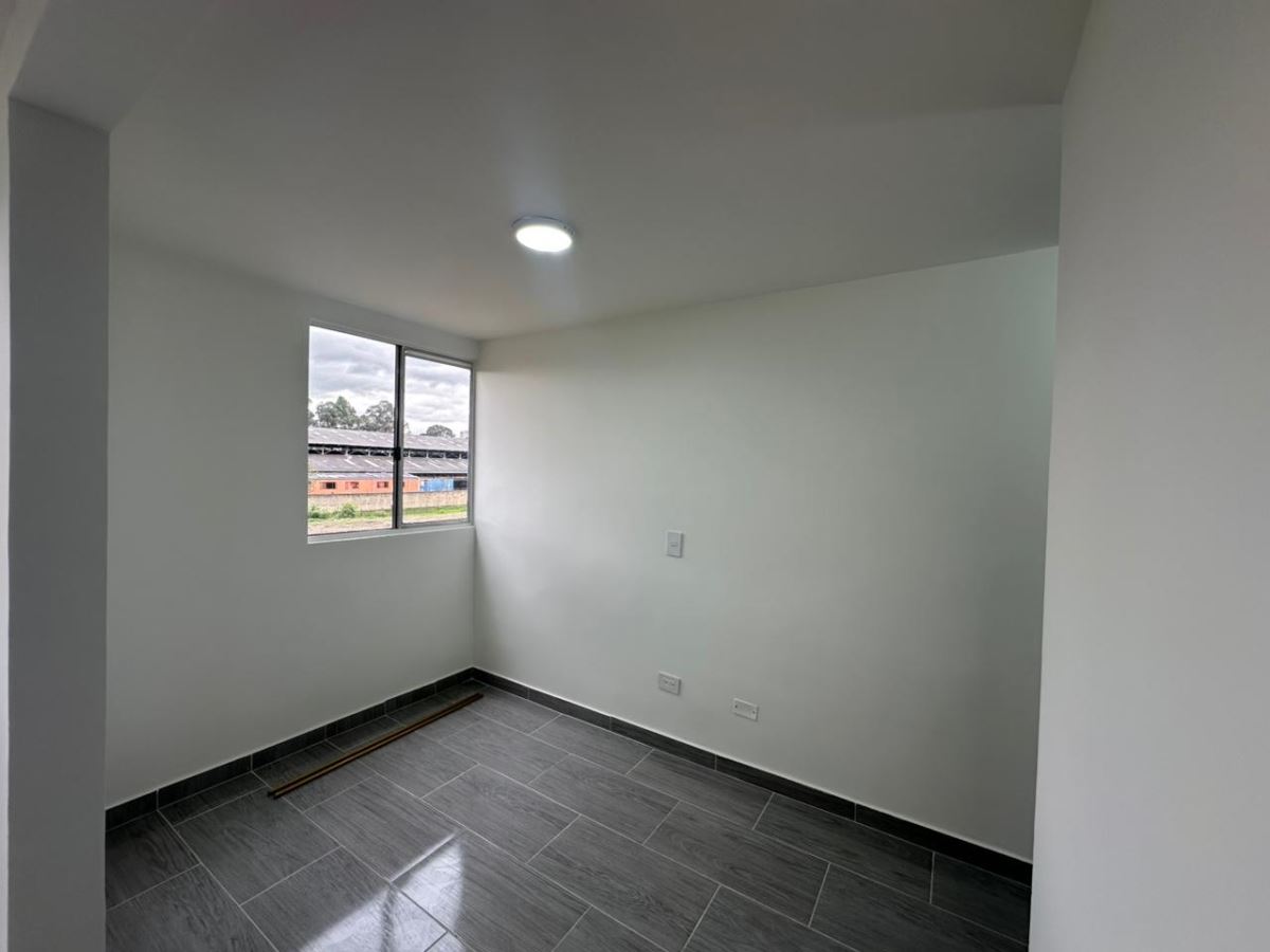 Apartamento en Arriendo - Bogota, LAS BRISAS 4686