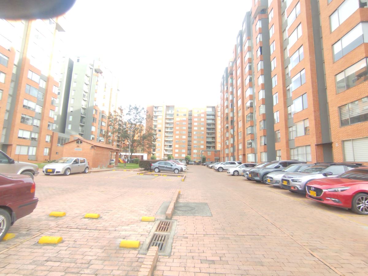 Apartamento en Arriendo - Bogota, COLINA NORTE 6164