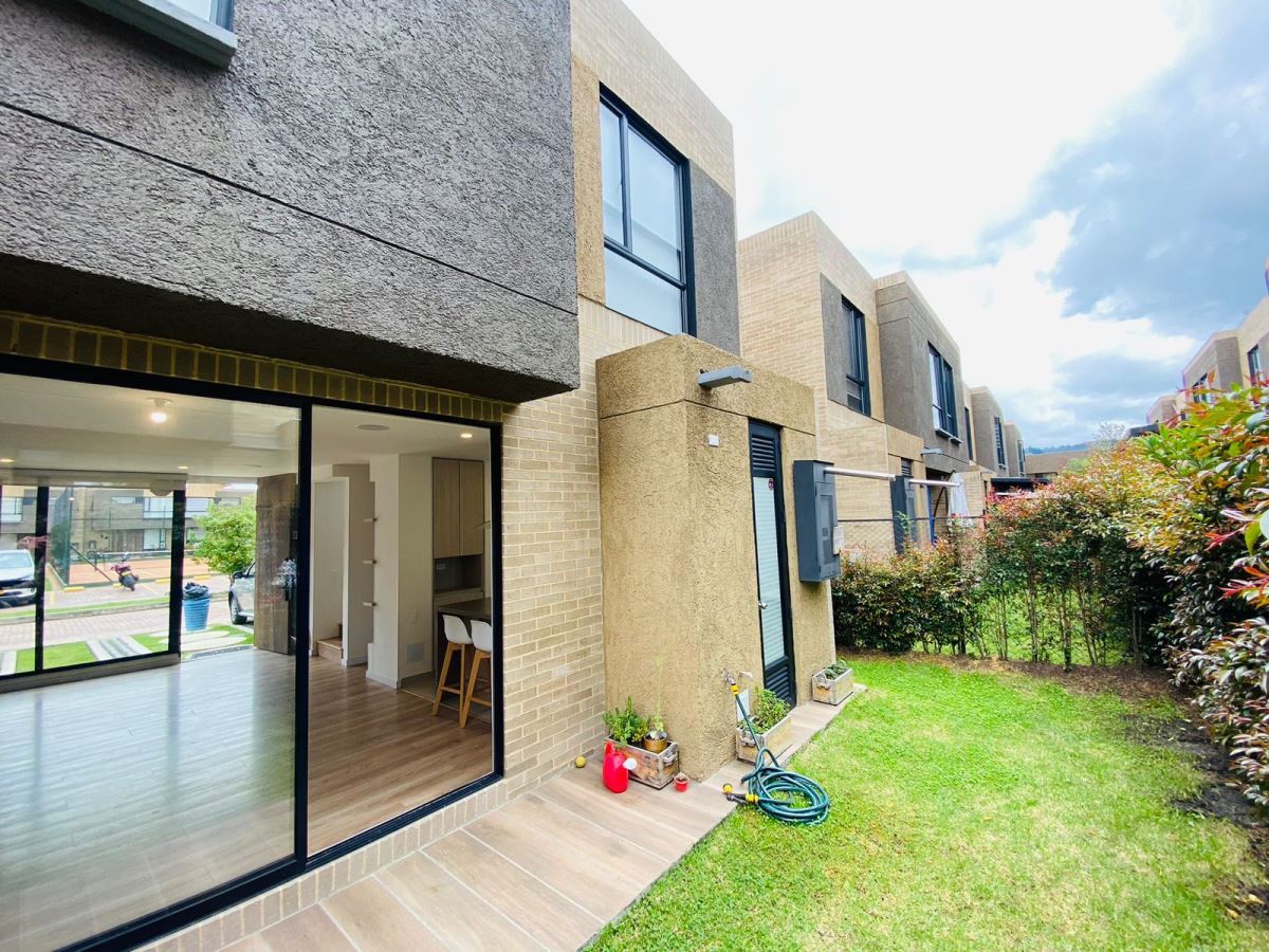 Casa en Venta - Cajica, Centro 3393