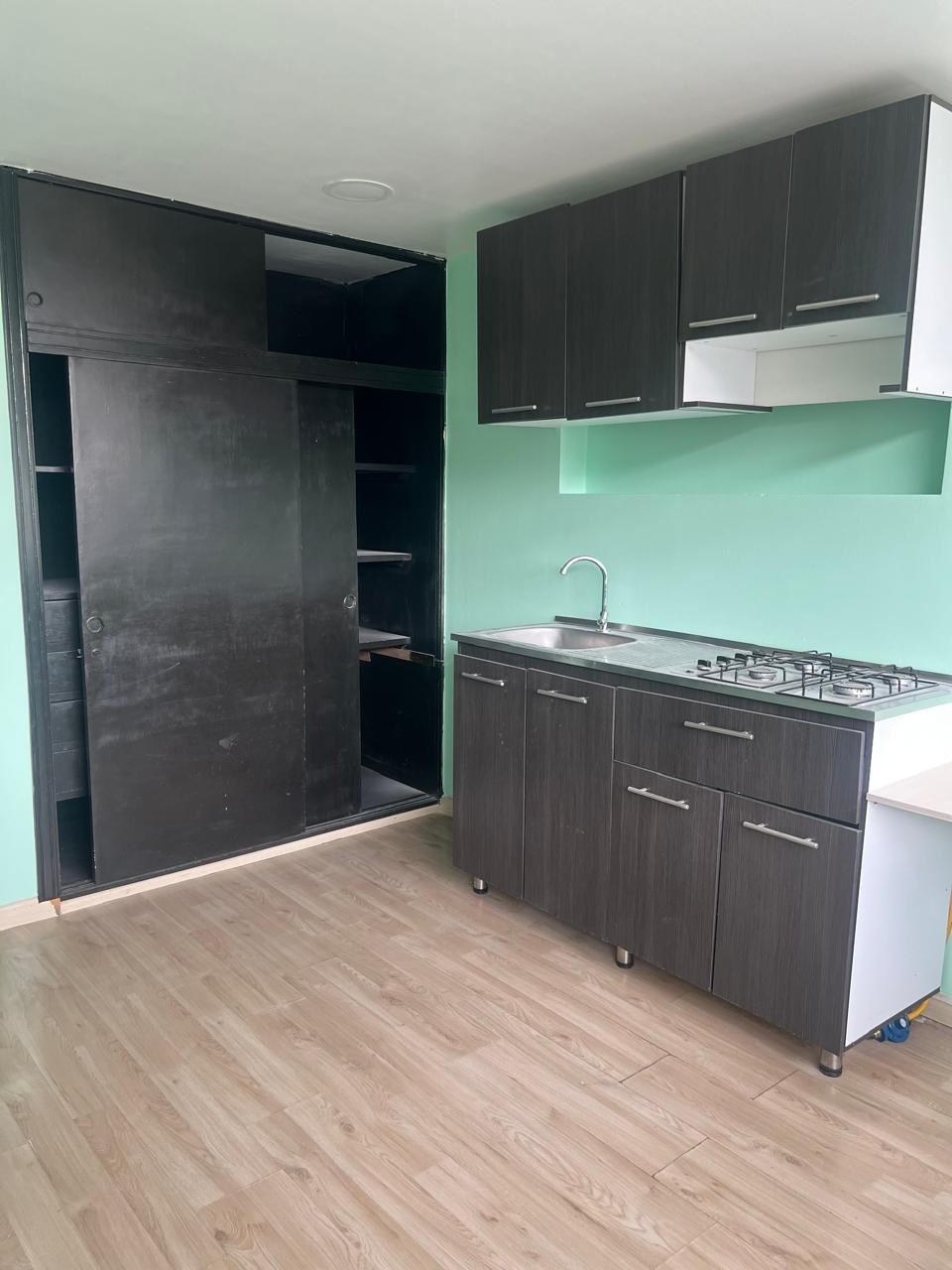 Casa en Arriendo - Bogota, LAGO GAITÁN 6137