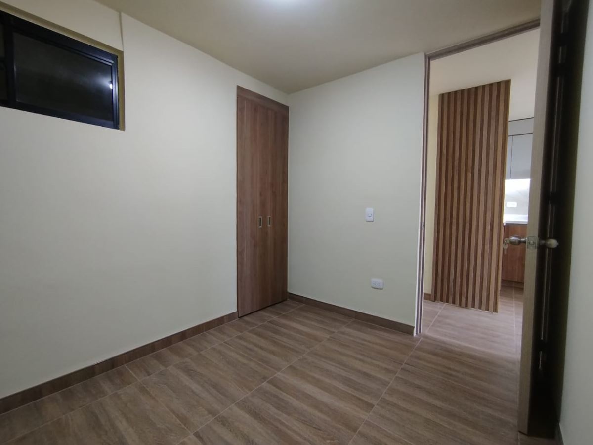 Apartamento en Arriendo - Bogota, EL REDIL 4494