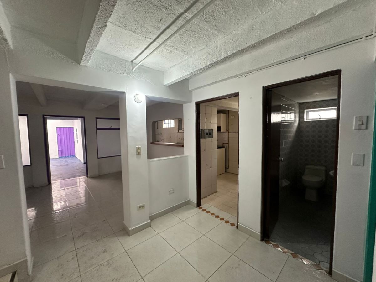 Casa en Arriendo - Bogota, VILLA ALSACIA 5347