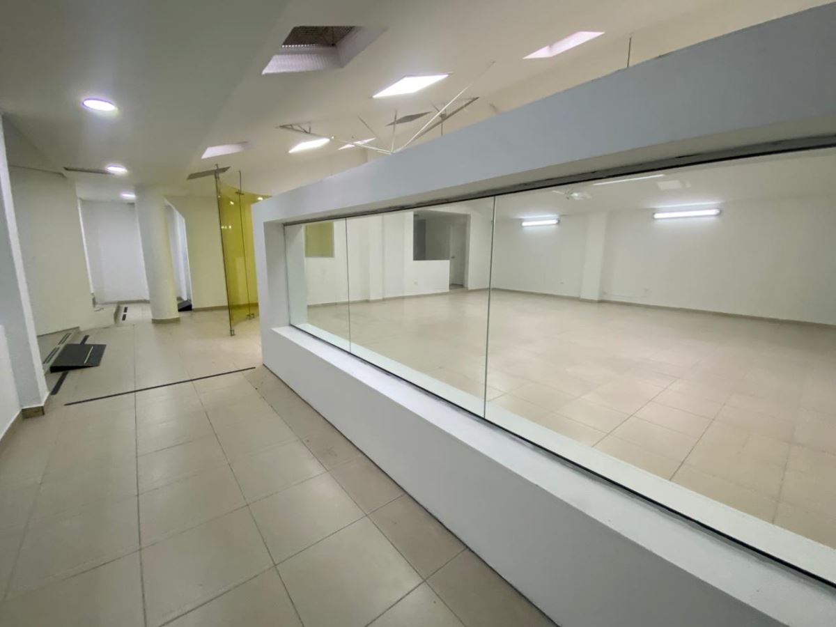 Casa en Arriendo - Bogota, LAGO GAITÁN 4446