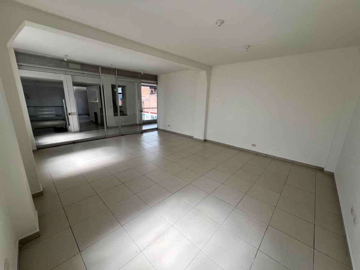 Local en Arriendo - Bogota, RICAURTE 4237