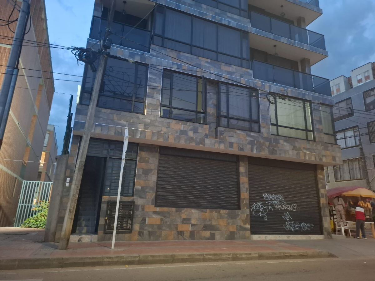 Local en Arriendo - Bogota, COLINA NORTE 4415