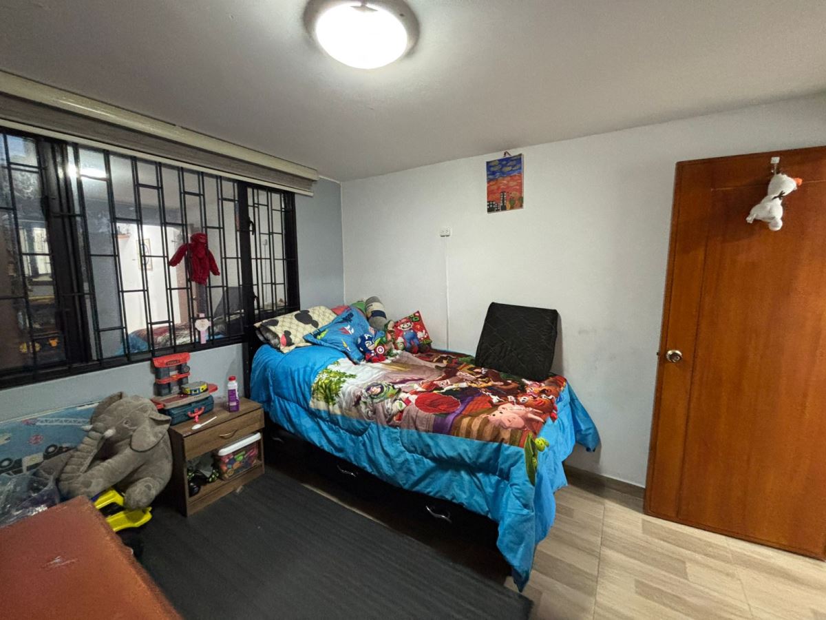 Casa en Venta - Bogota, LOMBARDIA 5176