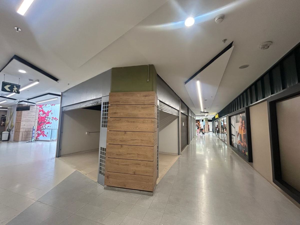 Local en Venta - La Calera, LA CALERA 3891