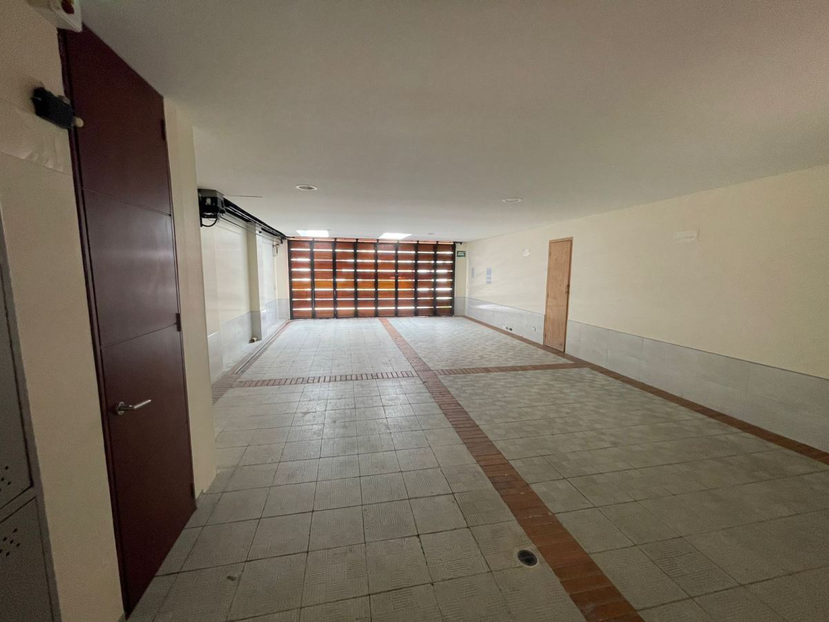 Casa en Arriendo - Bogota, ALHAMBRA 6053