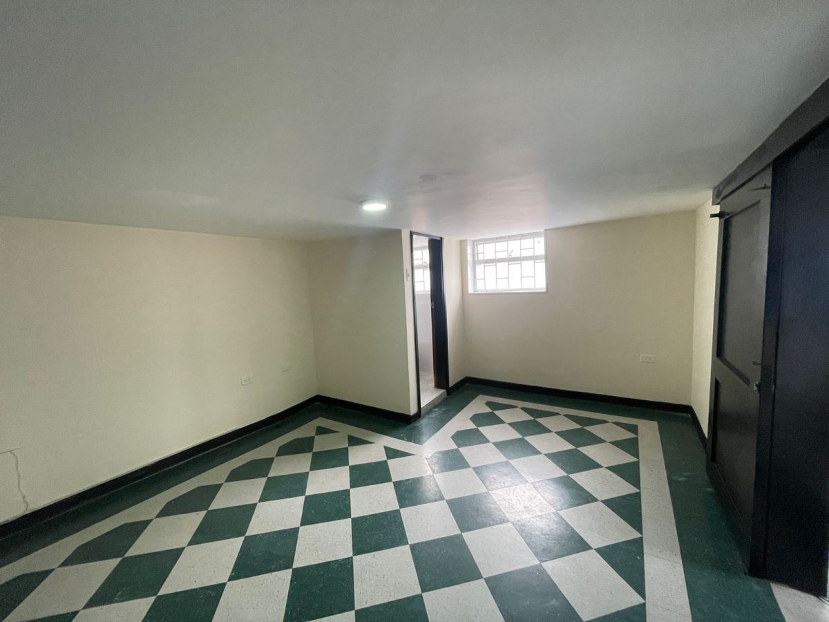 Bodegas Otro en Arriendo - Bogota, POPULAR MODELO 4257