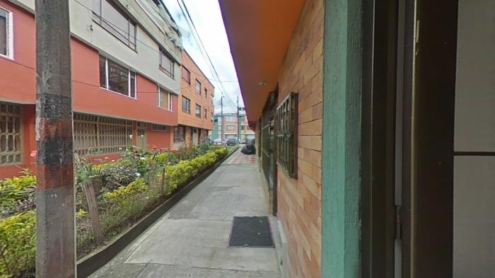 Casa en Venta - Bogota, VILLAS DE GRANADA 1694