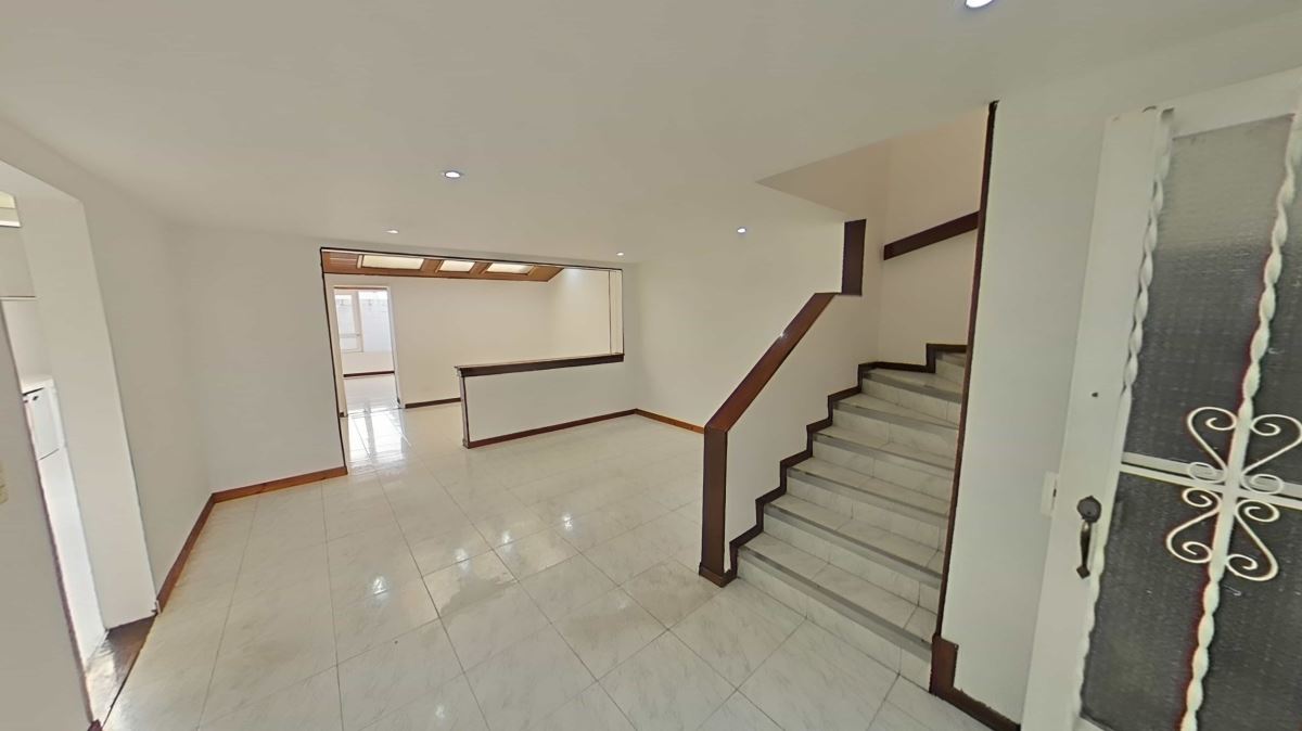 Casa en Venta - Bogota, LAS VILLAS 4031