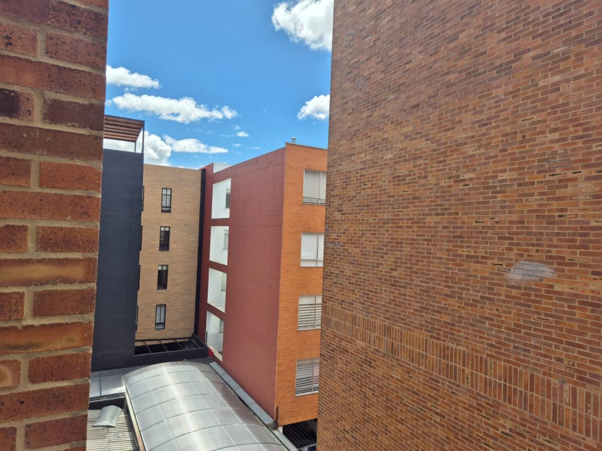 Apartamento en Arriendo - Bogota, LOS CEDROS 4745