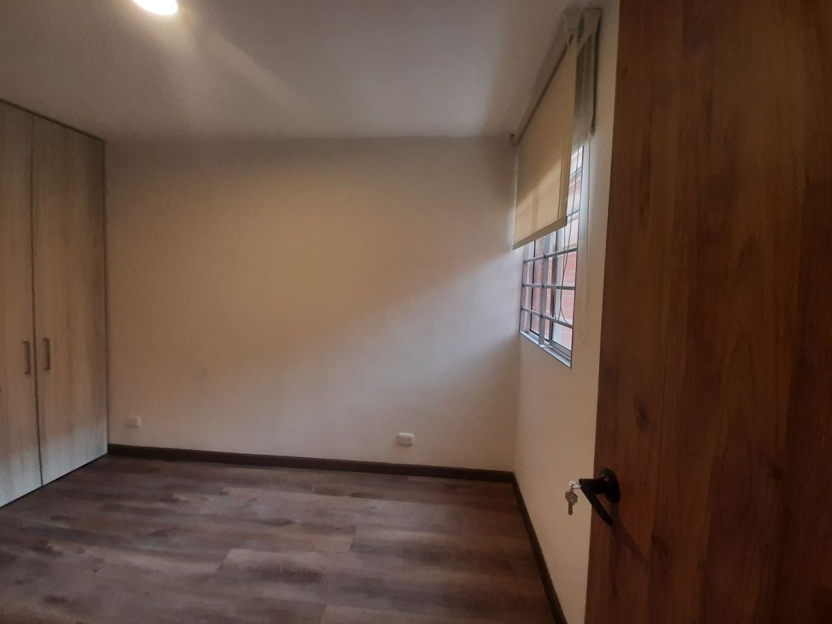 Apartamento en Arriendo - Bogota, MIRANDELA 4734